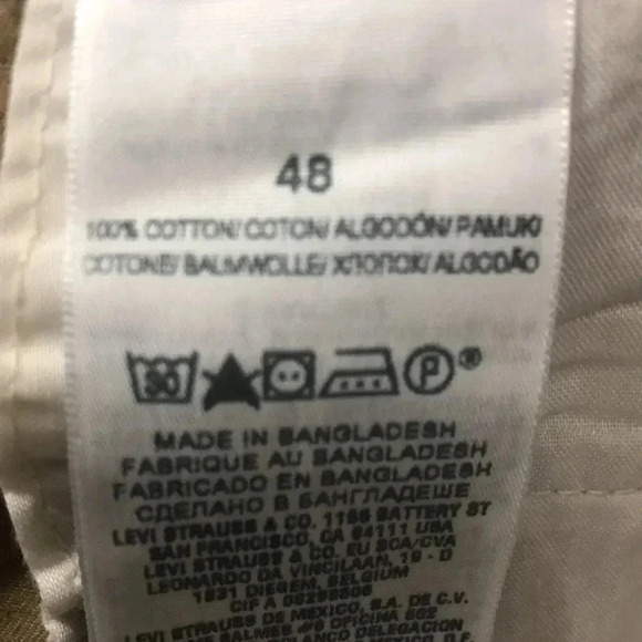 DOCKERS MENS SIZE 48 TAN CARGO SHORTS 100% COTTON. GOOD CLEAN CONDITION - Picture 10 of 10